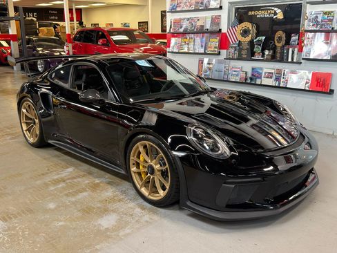 Used 2019 Porsche 911 GT3 RS RWD image 4