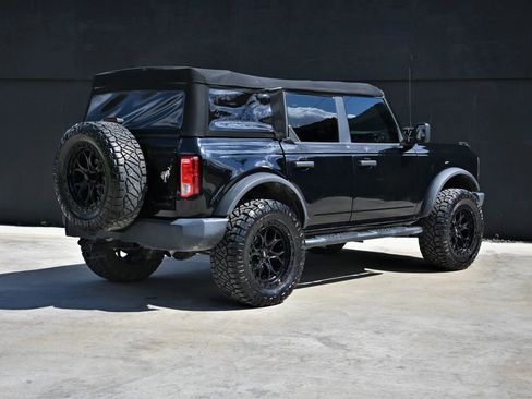 Used 2022 Ford Bronco 4-Door image 5