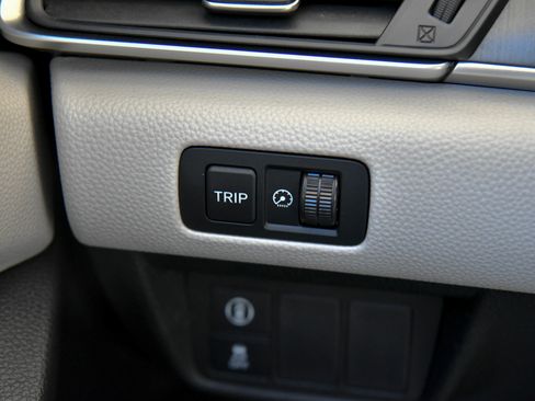 Used 2021 Honda Accord Hybrid image 31