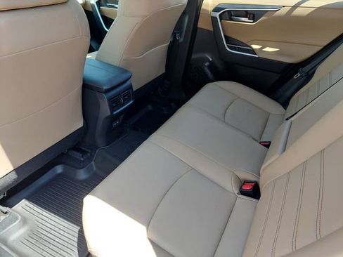 Certified 2023 Toyota RAV4 XLE Premium AWD/4WD image 17