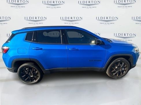 New 2026 Jeep Compass Latitude image 4