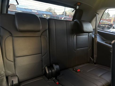 Used 2019 Chevrolet Tahoe LT image 21