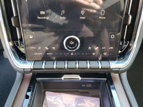 New 2026 GMC Yukon Denali w/ Sun & Power Step Package image 40