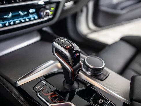 Used 2023 BMW M5 w/ Executive Package image 32