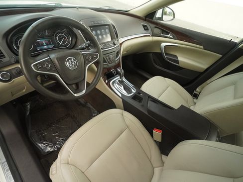 Used 2016 Buick Regal Premium w/ Driver Confidence Package #1 FWD image 20