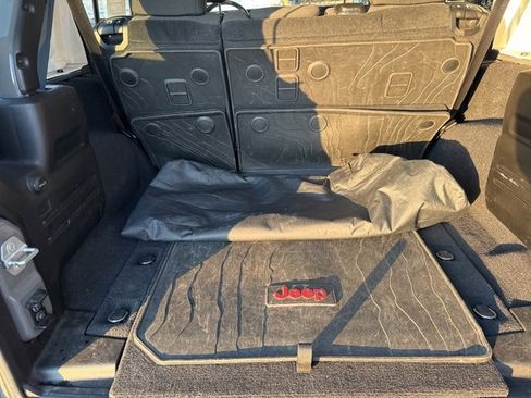 Used 2019 Jeep Wrangler Unlimited Sahara w/ Cold Weather Group image 41