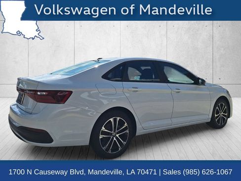 Certified 2026 Volkswagen Jetta Sport FWD image 5