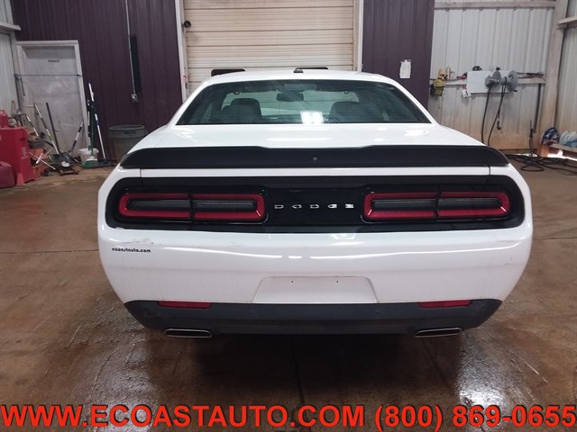 Used 2018 Dodge Challenger SXT w/ Blacktop Package RWD image 6