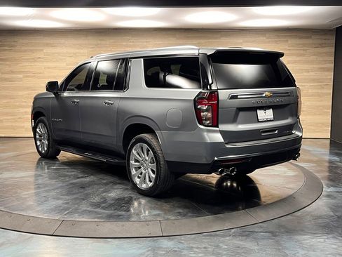 Used 2023 Chevrolet Suburban Premier AWD/4WD image 22