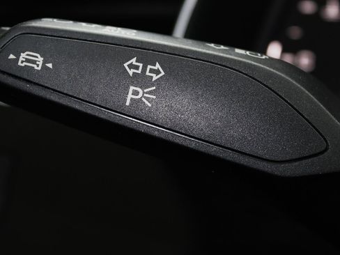 Used 2023 Audi Q7 3.0T Premium Plus image 25