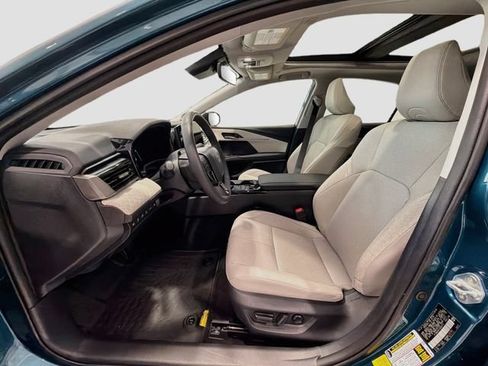 Used 2026 Toyota Camry XLE w/ Premium Plus Package FWD image 18