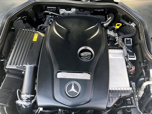 Used 2018 Mercedes-Benz E 300 4MATIC w/ Premium 1 Package image 31