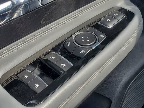 Used 2022 Lincoln Corsair AWD w/ Premium Package image 9