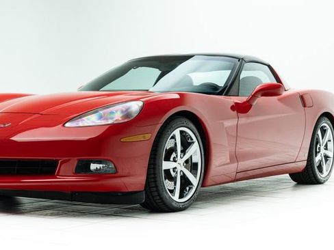 Used 2009 Chevrolet Corvette Coupe w/ Preferred Equipment Group image 9