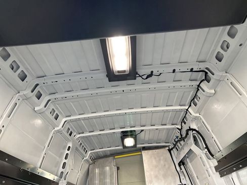 Used 2024 RAM ProMaster 3500 w/ Delivery Van Package FWD image 30