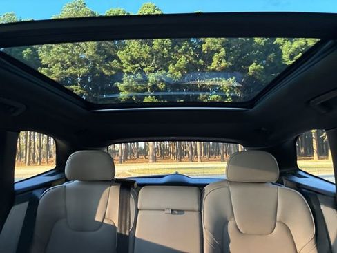 Used 2026 Volvo XC60 B5 Plus w/ Protection Package Premier image 34