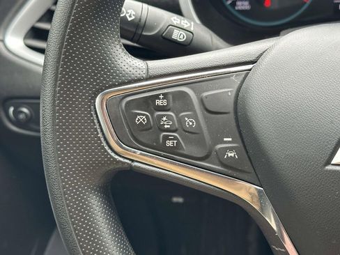 Used 2023 Chevrolet Malibu LT FWD image 23