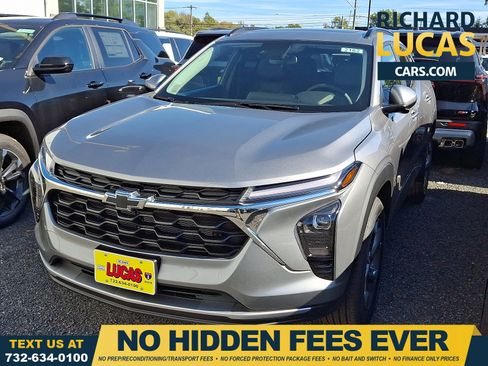 New 2026 Chevrolet Trax LT w/ Sunroof Package image 1