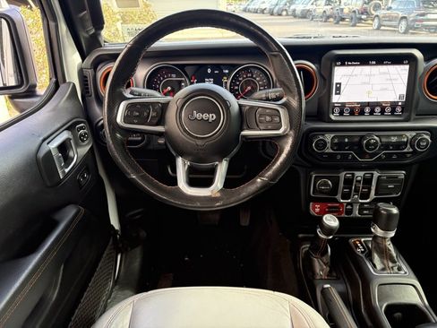 Used 2021 Jeep Gladiator Mojave image 6