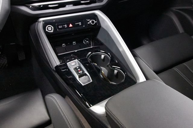Used 2025 Audi Q5 Prestige AWD/4WD image 23