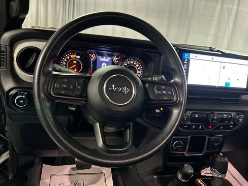 Used 2024 Jeep Wrangler Sport AWD/4WD image 14