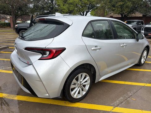 Used 2024 Toyota Corolla SE image 5