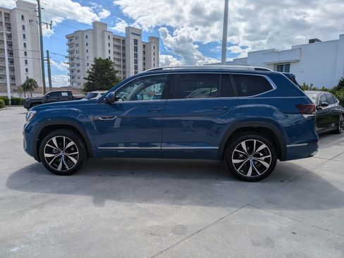 Used 2025 Volkswagen Atlas SEL Premium R-Line AWD/4WD image 7