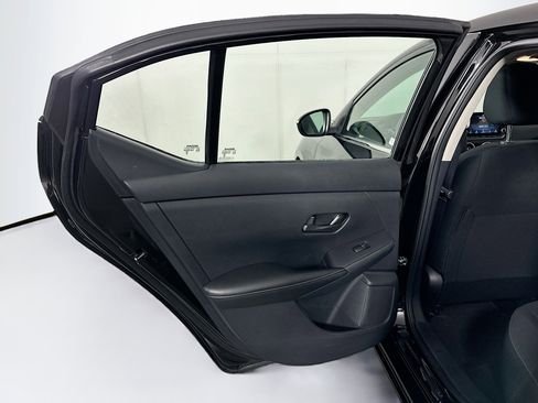 Used 2024 Nissan Sentra SV image 24