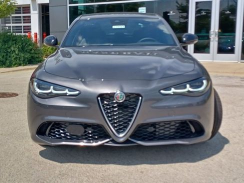 Used 2024 Alfa Romeo Giulia Ti image 4