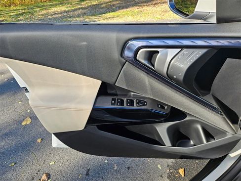 New 2026 BMW X3 xDrive30 w/ Convenience Package image 7