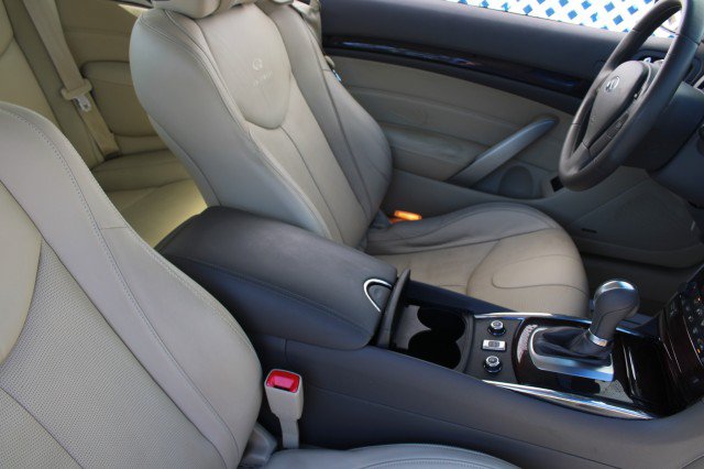 Used 2011 INFINITI G37 Convertible w/ Premium Pkg RWD image 15
