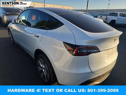 Used 2023 Tesla Model Y Long Range AWD/4WD image 3