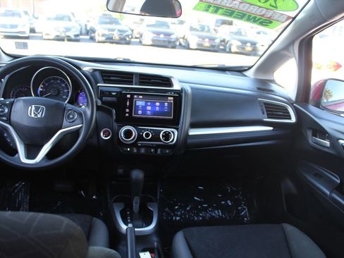 Used 2016 Honda Fit EX image 31