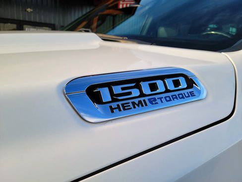 Used 2022 RAM 1500 Limited image 19