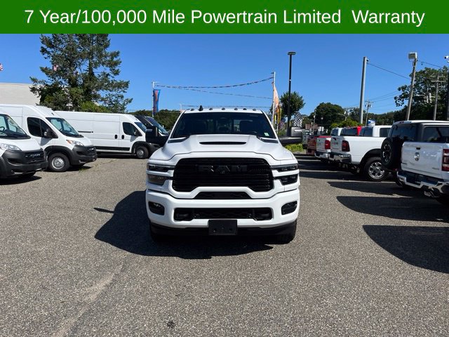 Used 2025 RAM 2500 Limited AWD/4WD image 2