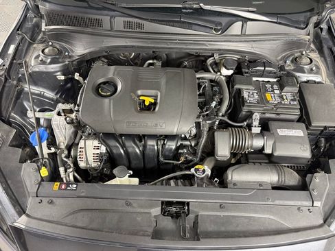 Used 2023 Kia Forte LXS w/ LXS Technology Package image 10