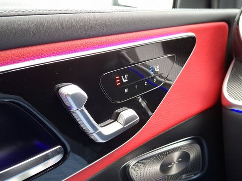 Used 2026 Mercedes-Benz GLC 300 GLC 300 image 20