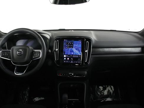 Certified 2023 Volvo XC40 Recharge Ultimate AWD/4WD image 7