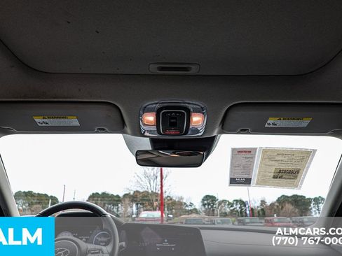 Used 2023 Hyundai Elantra Limited image 60