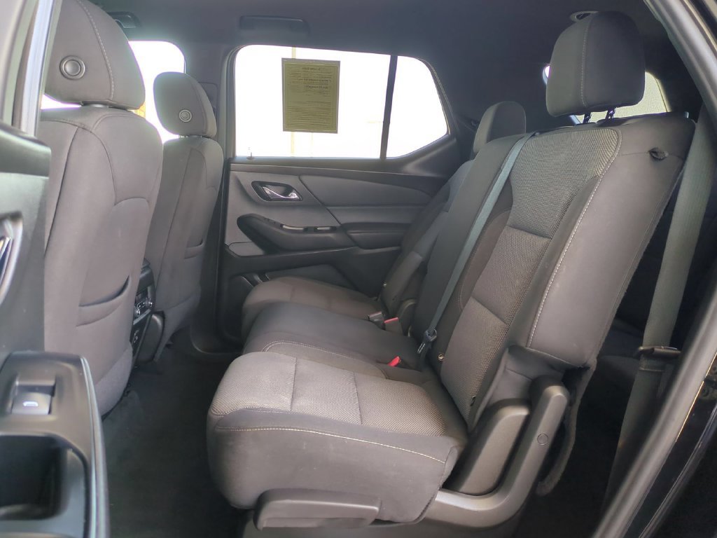Used 2023 Chevrolet Traverse LT FWD image 28
