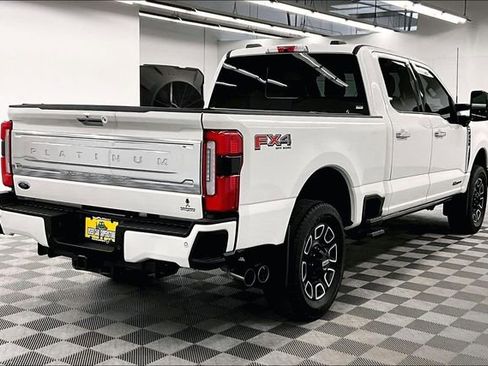 Used 2024 Ford F350 Platinum image 12