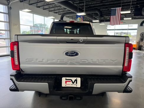 Used 2023 Ford F350 Lariat w/ Lariat Ultimate Package AWD/4WD image 5