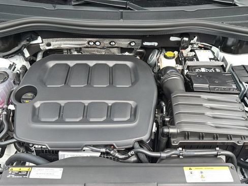 New 2026 Volkswagen Tiguan SEL R-Line AWD/4WD image 31