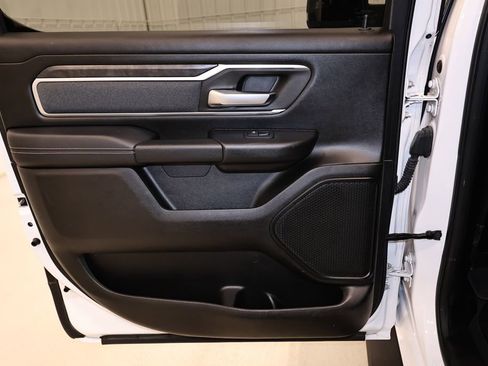 Used 2021 RAM 1500 Big Horn AWD/4WD image 12