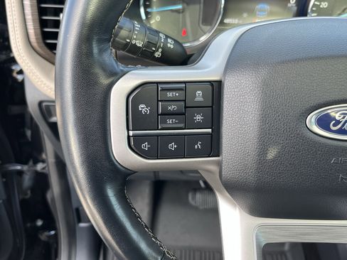 Certified 2022 Ford Expedition Limited w/ Equipment Group 302A image 18