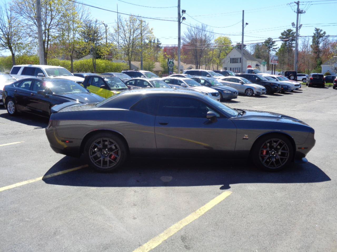 Used 2016 Dodge Challenger R/T Scat Pack RWD image 15