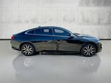 Used 2018 Chevrolet Malibu LT w/ Leather Package image 4