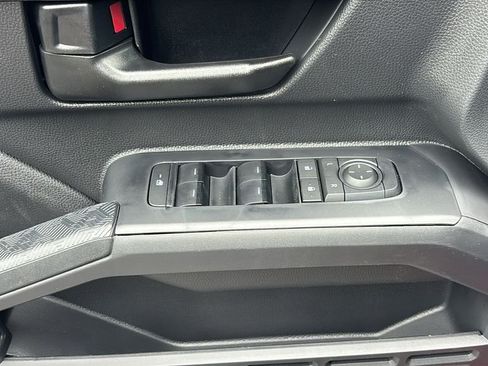 New 2026 Toyota Tacoma SR5 AWD/4WD image 12