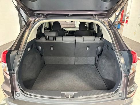 Used 2021 Honda HR-V EX image 12