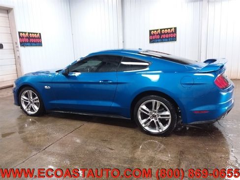 Used 2020 Ford Mustang GT Premium w/ Equipment Group 401A image 5